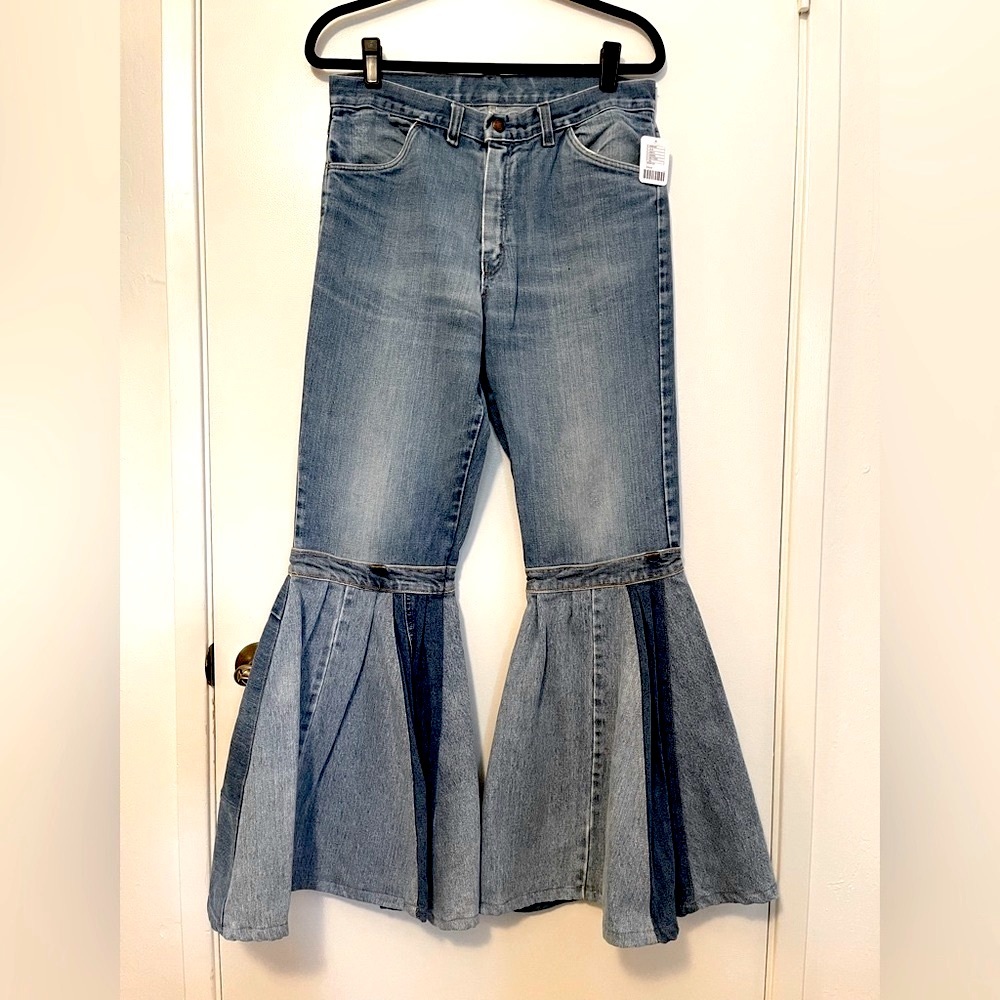 NWT Urban Outfitters Size 8 Remade Renegade Brand Wide Flare Blue Denim Jeans - Picture 4 of 8
